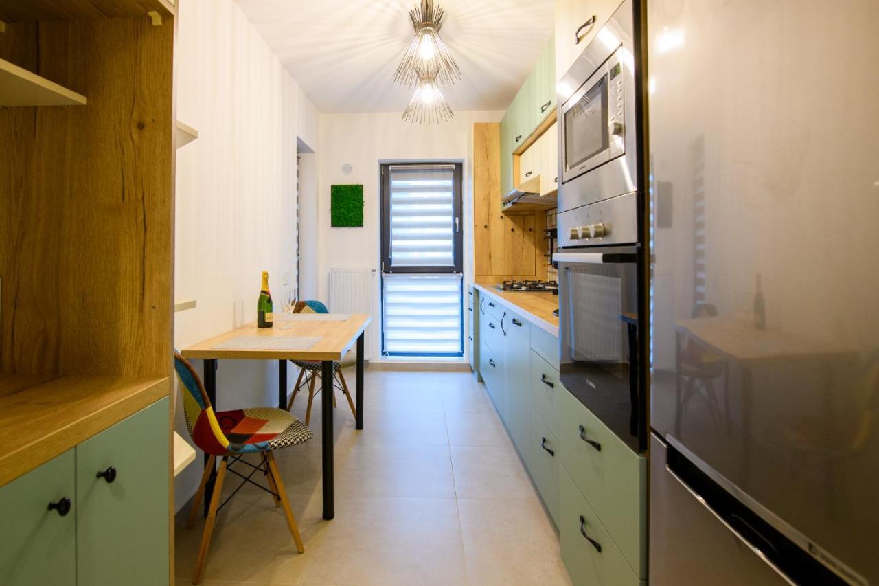 Smart Concept Living Plaza Apartment Bucharest Exterior photo